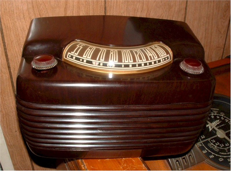 Philco 48-460 "Hippo"