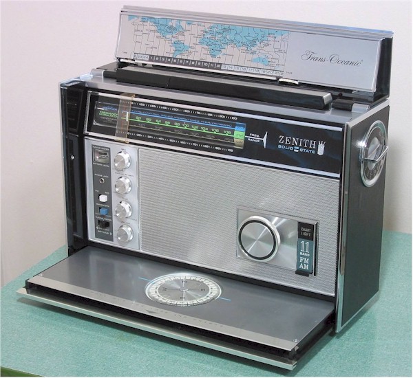 Zenith Royal 7000-Y Trans-Oceanic (1970)