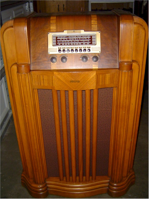 Philco 40-190 Console