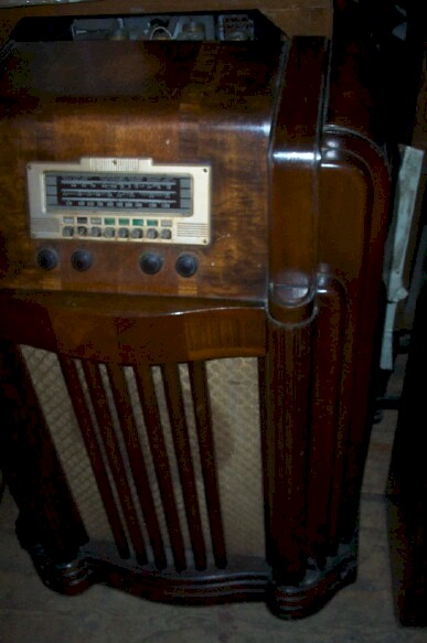 Philco 40-190 Console