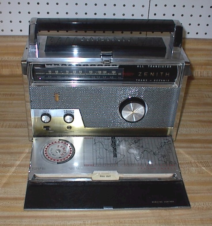 Zenith Trans-Oceanic 1000 (1957)