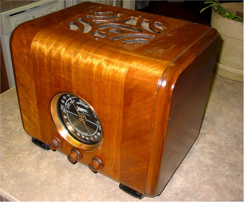 Zenith 5-J-217 "Cube" (1937)