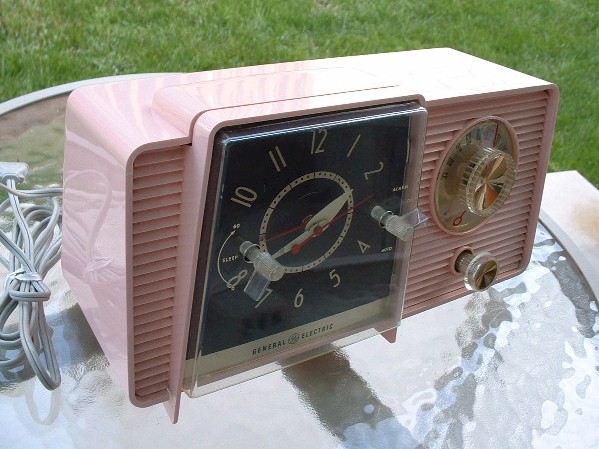 General Electric C-406A Clock Radio