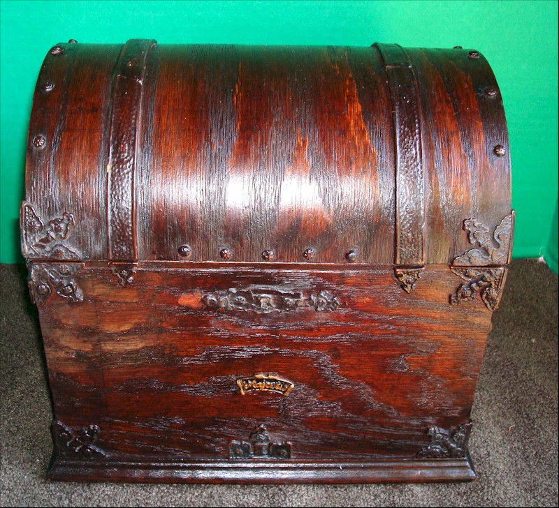 Majestic 381 Treasure Chest