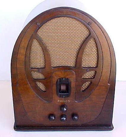 Philco 89B Cathedral (1935)