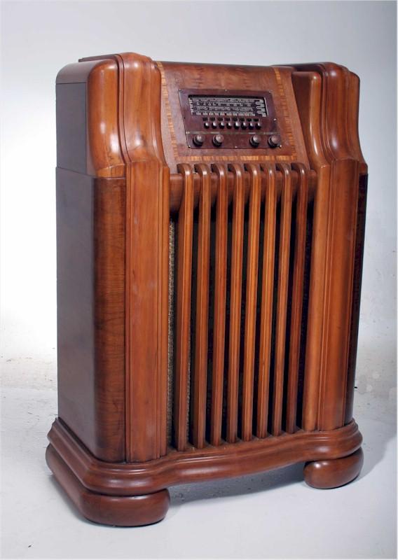 Philco 41-290 Console