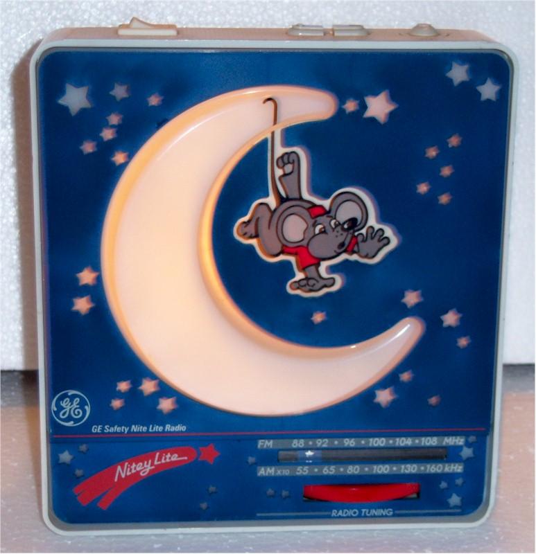 General Electric Nite-Lite Radio