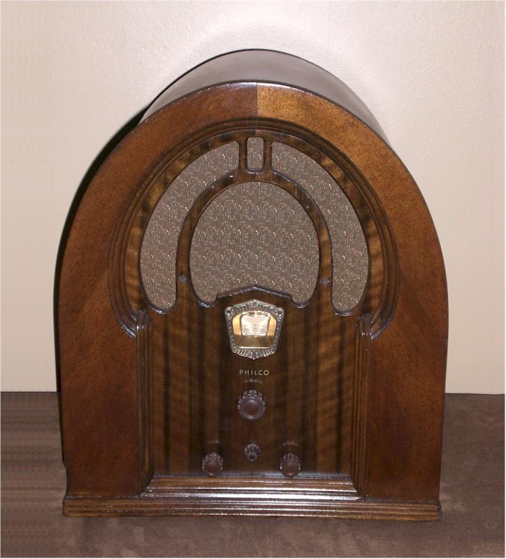 Philco 71B Cathedral (1932)