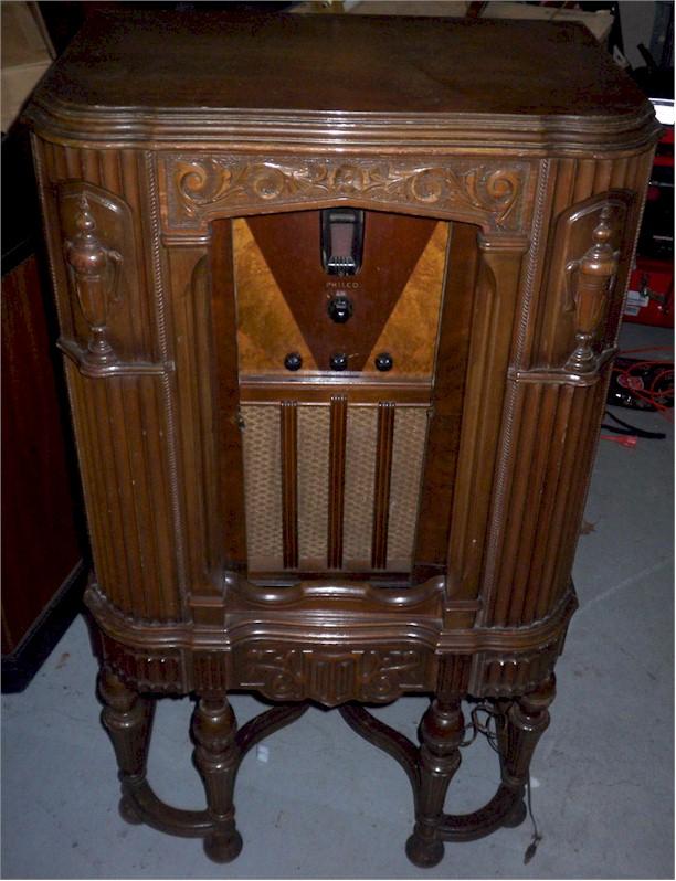 Philco 16 Highboy