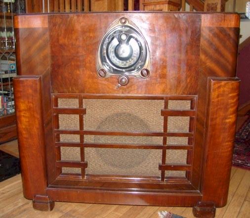 Zenith 12-S-268 Console (1938)