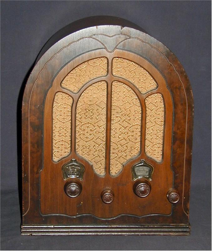 RCA R-28 Mini-Cathedral (1933)