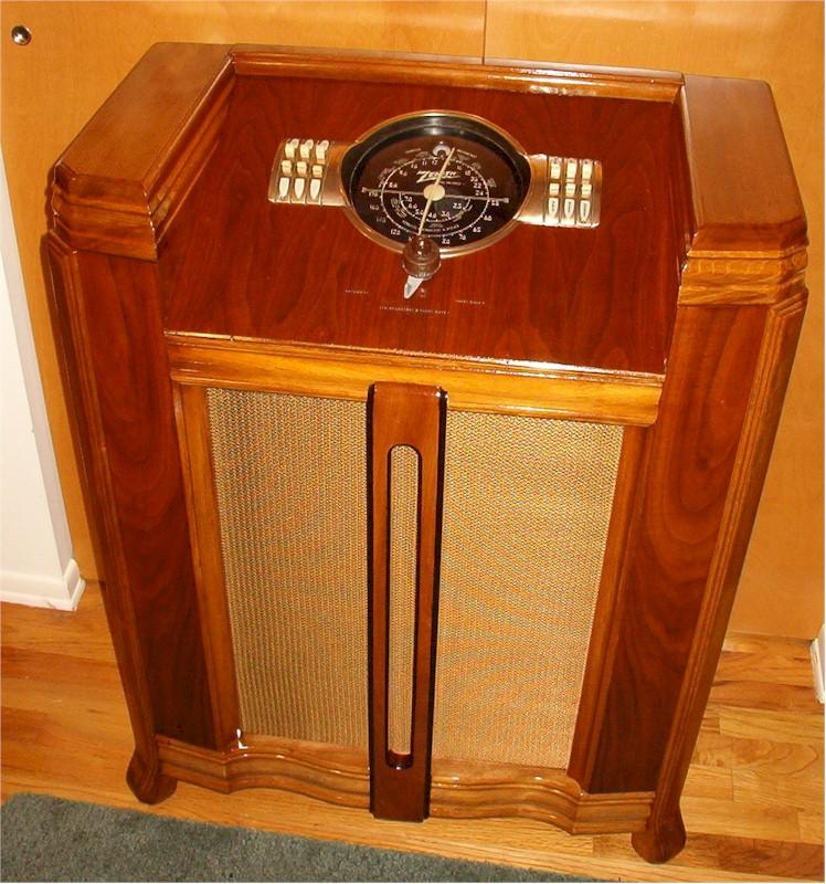 Zenith 7-S-364 Console (1939)