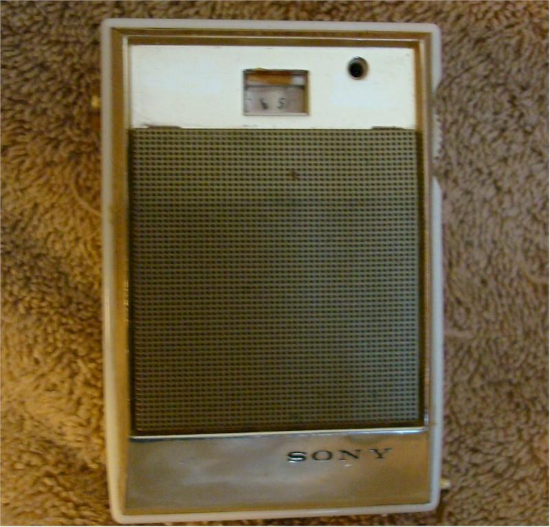 Sony TR-630 Pocket Transistor (1963)