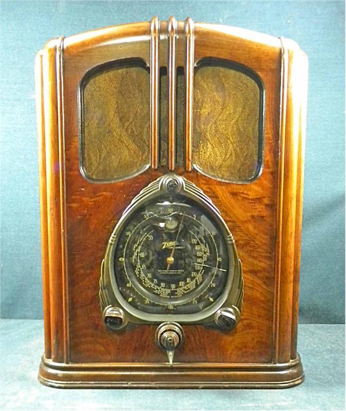 Zenith 12-S-232 "Walton" Tombstone (1938)