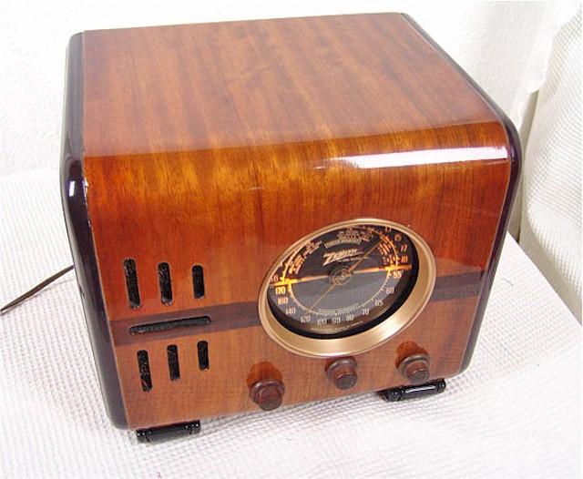 Zenith 5-S-218 Cube (1938)