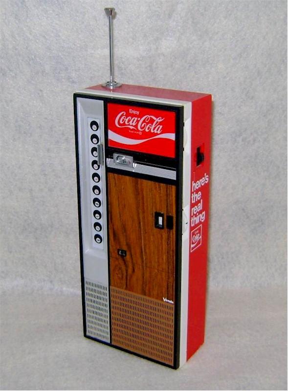 Jack Russell Coke Machine AM/FM Transistor (1970s)