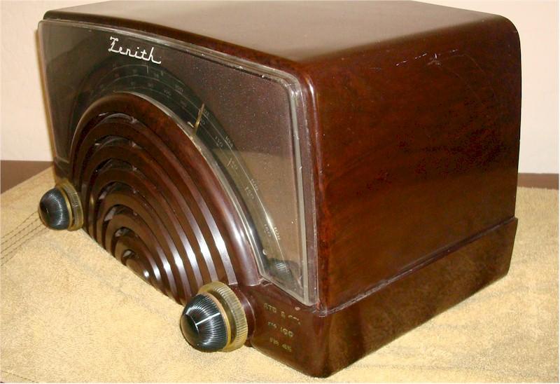 Zenith 8H023 (1946)