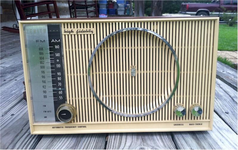 Zenith C845 AM/FM (1960)