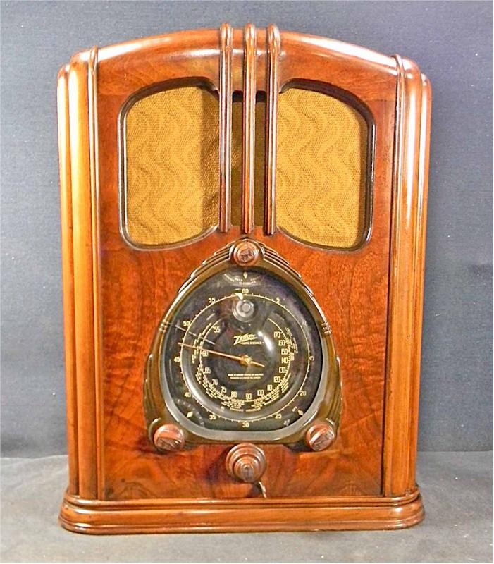 Zenith 9-S-232 "Walton Tombstone" (1938)