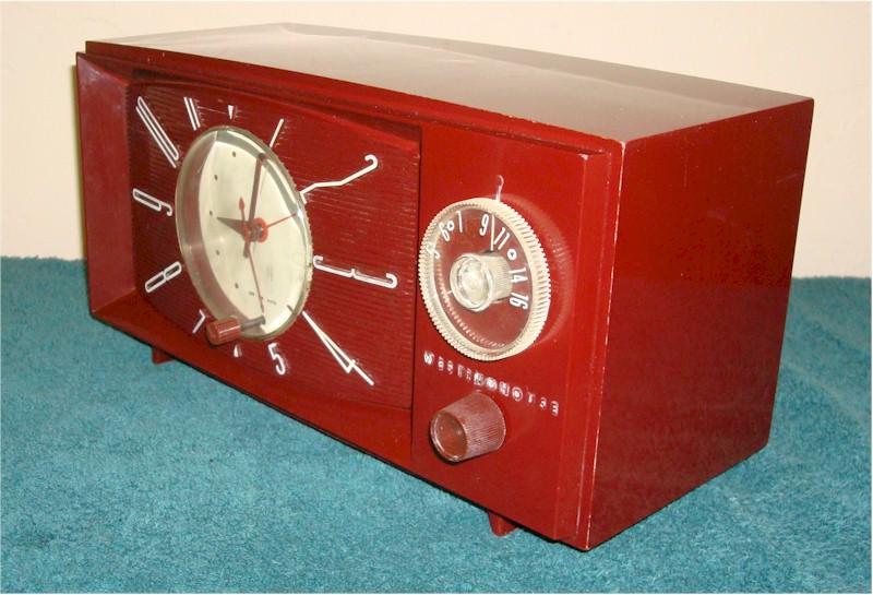 Westinghouse M542TS Clock Radio (1958)