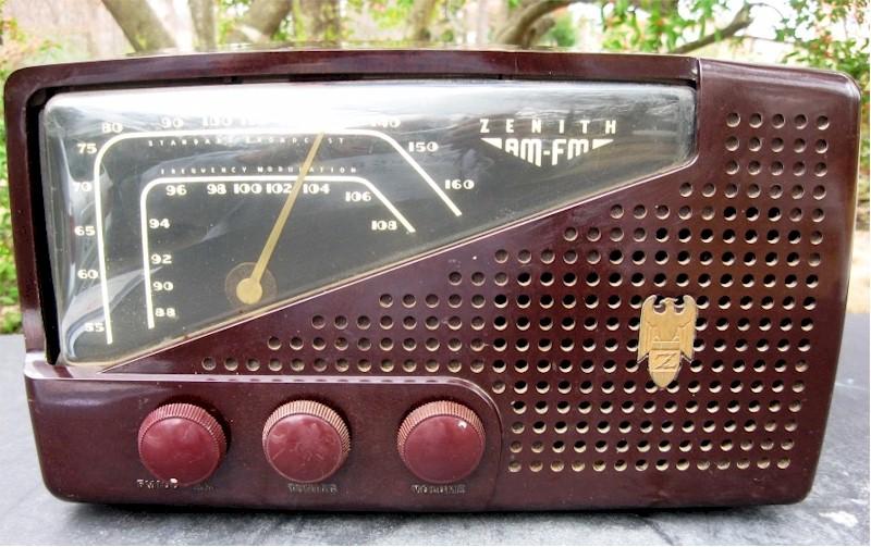 Zenith 7H822 AM/FM (1949)