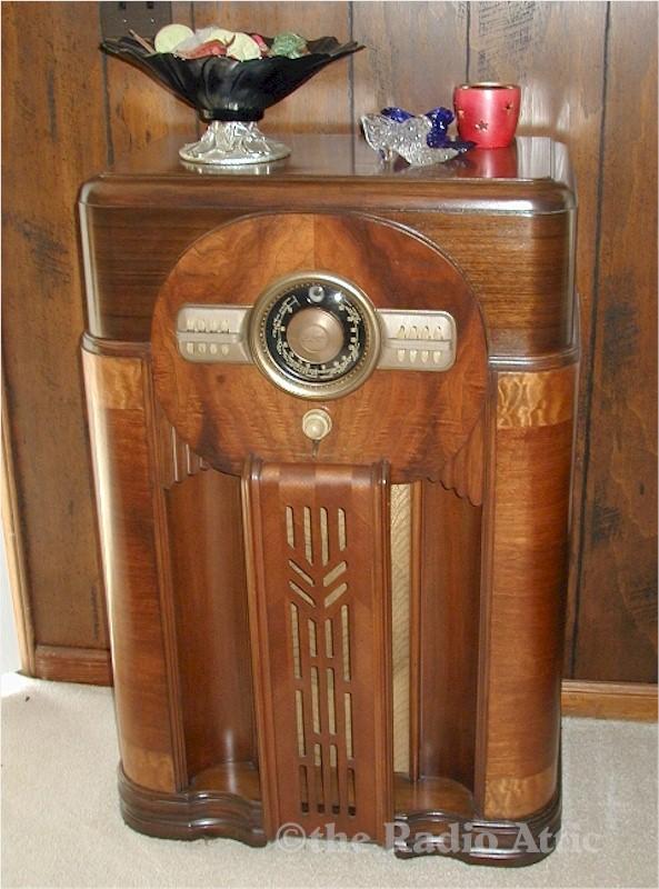 Zenith 12-S-471 Console (1940)