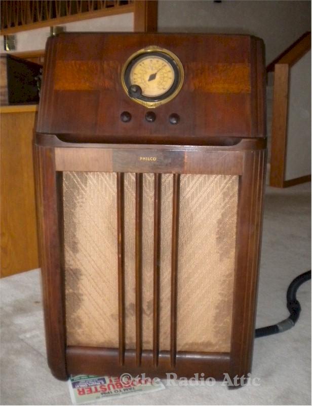 Philco 38-7 Console