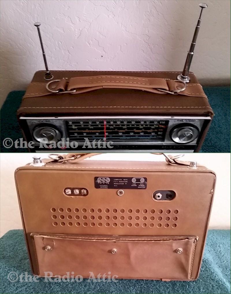 General Electric "World Monitor" Portable (1965)