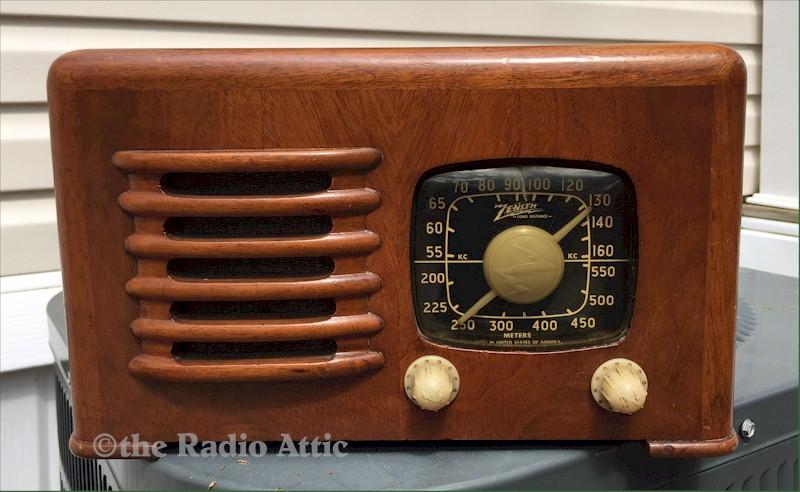 Zenith 6-D-525 "Toaster" (1941)