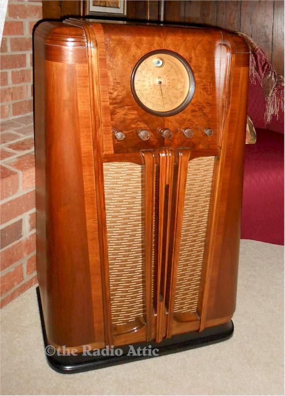 Silvertone 4586 Console (1936-37)