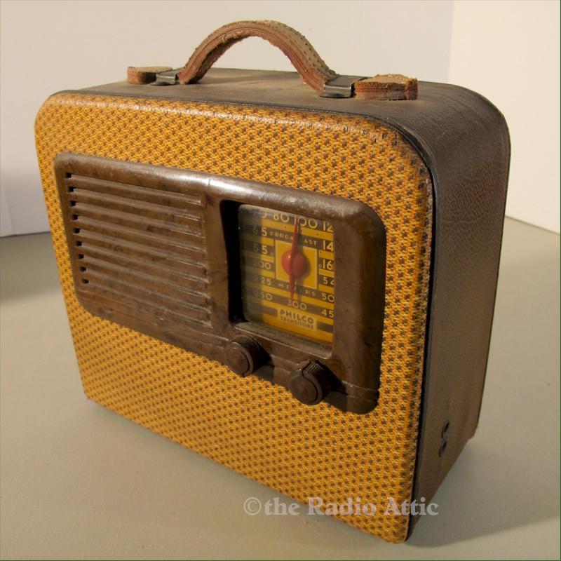 Philco PT-87 Suitcase Portable (1941)