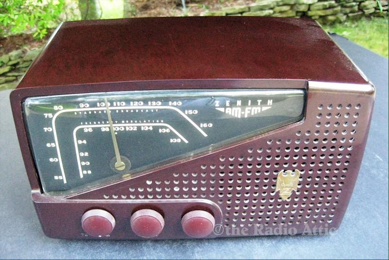 Zenith 7H822 AM/FM (1949)