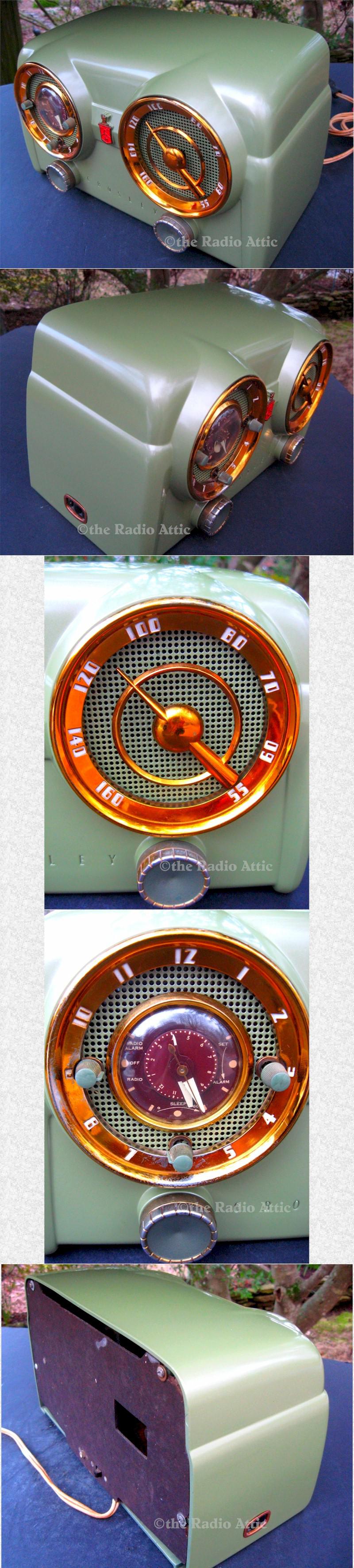 Crosley D-25-GN Clock Radio (1953)