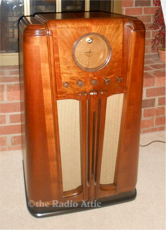 Silvertone 4586 Console (1936-37)