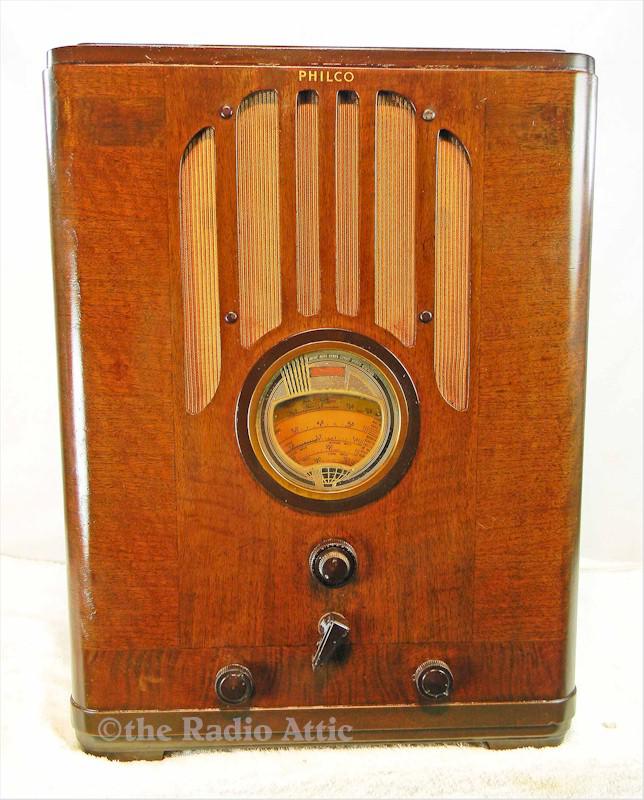 Philco 37-2670 tombstone (1937)