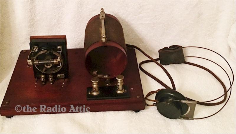 Carborundum Crystal Radio (1918)