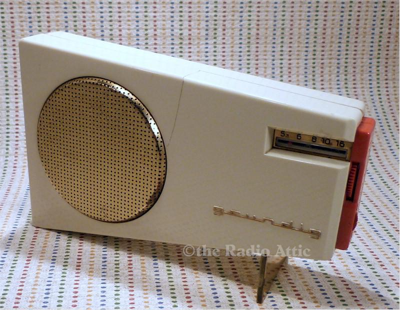 Grundig 201 "Solo Boy" with Speaker