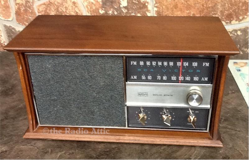 RCA RJC-47W AM/FM