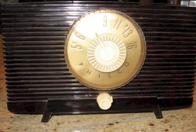 Philco F-809-124