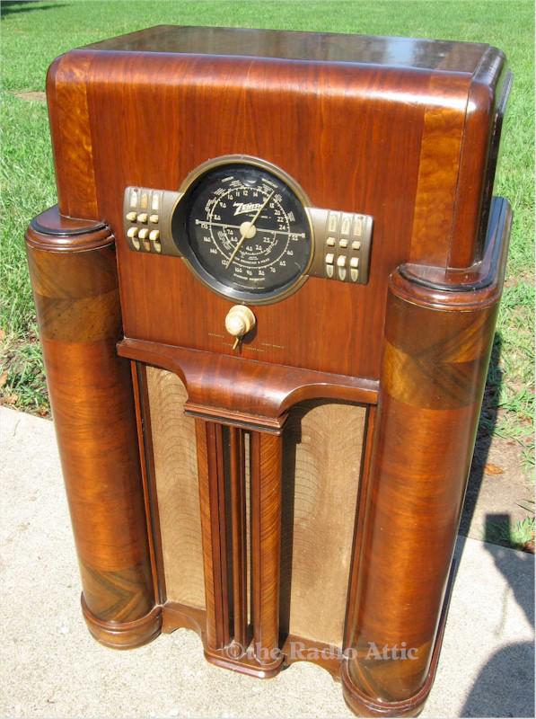 Zenith 7-S-363 Console (1939)