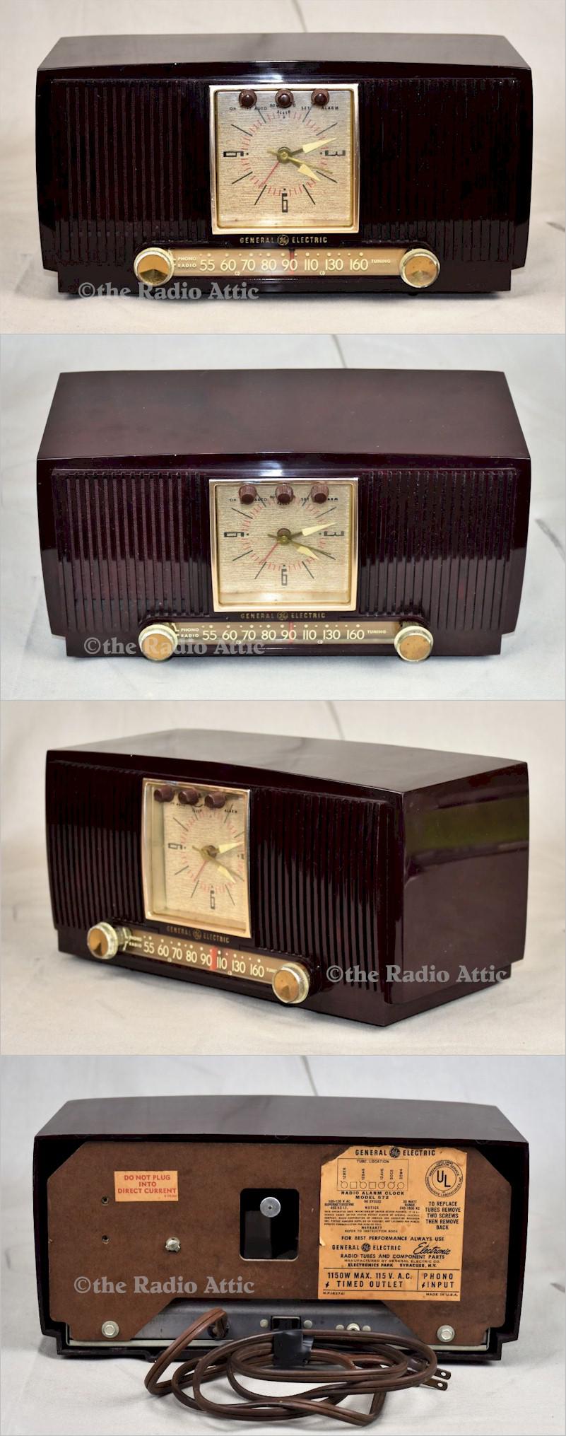 General Electric 572 Clock Radio (1955)