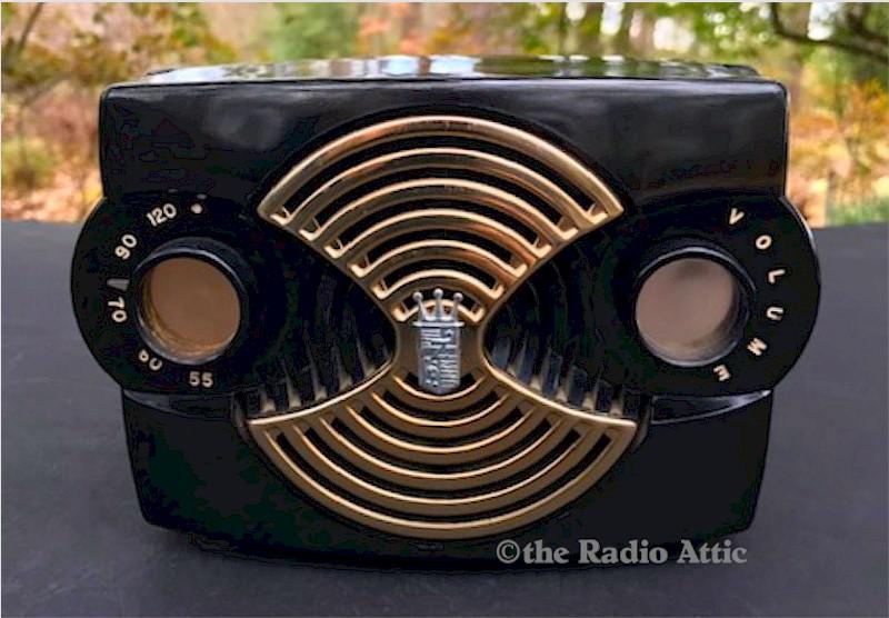 Zenith K412-Y "Owl Eyes" Portable (1953)