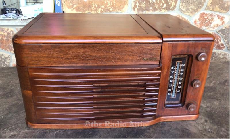 Philco 46-1203 Code 125 Radio/RP (1946)