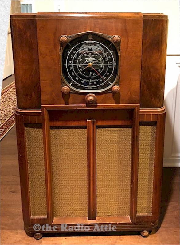 Zenith 12-U-158 Console (1937)