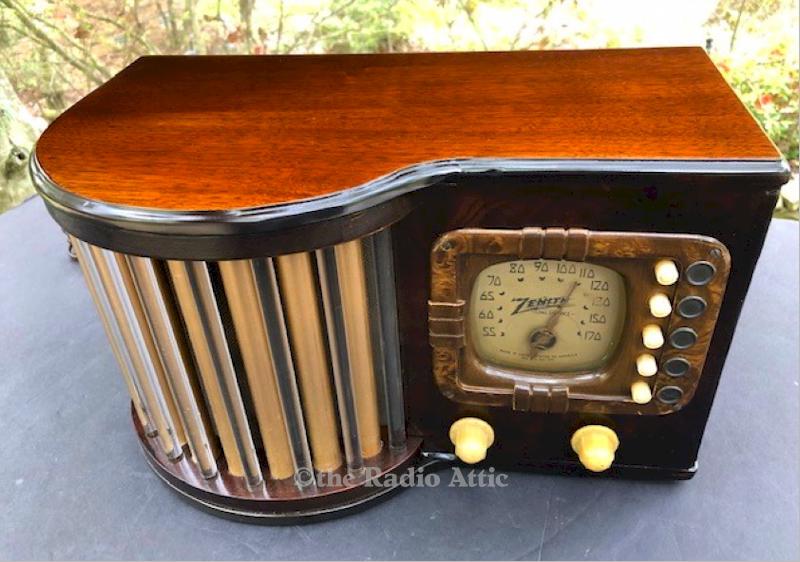 Zenith 5-R-317 "World's Fair Glass Rod" (1938)